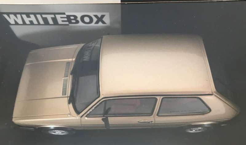 Volkswagen Golf I GTI 1983 beige-metallic 1:24 Whitebox NEW+boxed *2345 instant wheels