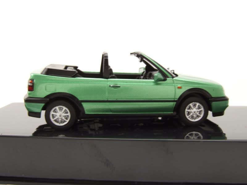 Volkswagen Golf III Cabriolet 1995 green-met 1:43 IXO NEW+boxed.      *5966 instant wheels
