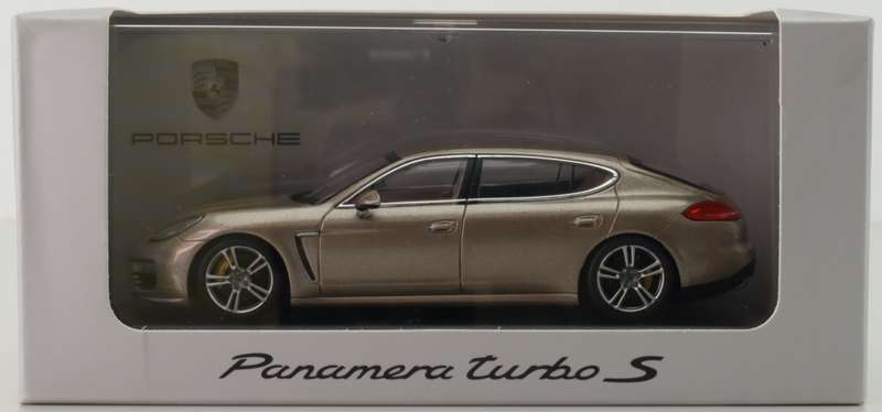 Porsche Panamera turbo S 2016 beige-metallic 1:43 Minichamps NEW+boxed *5971 instant wheels