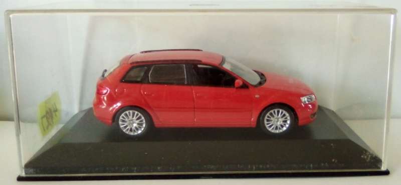 Audi A3 (8PA 3,2 L quattro) Sportback 5-d 2012 red 1:43 Minichamps NEW+boxed *4127 instant wheels