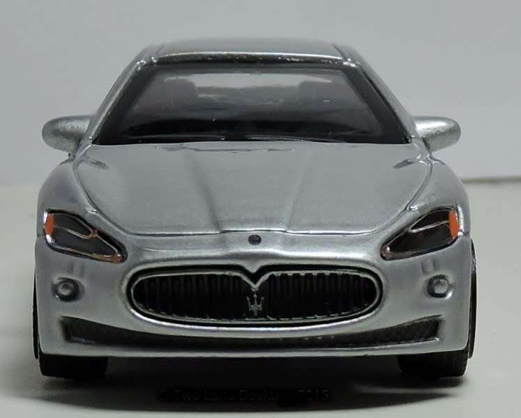 Maserati Gran Turismo 2009 silver 1:43 Bburago NEW+boxed  *4224 instant wheels
