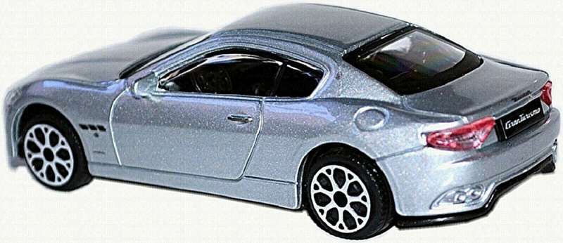 Maserati Gran Turismo 2009 silver 1:43 Bburago NEW+boxed  *4224 instant wheels