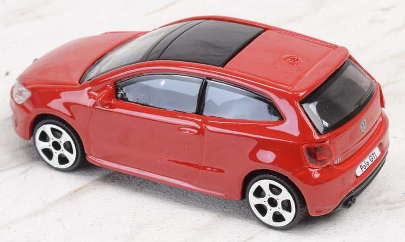 Volkswagen Polo Mk.5 GTI (2-door/sunroof) 2017 red 1:43 Bburago NEW+boxed *4229 instant wheels