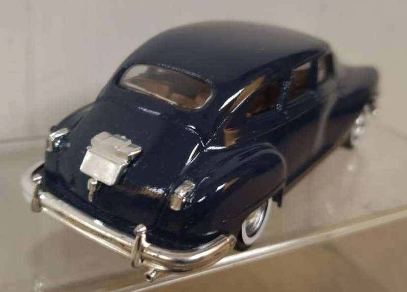Chrysler Windsor 1946 blue 1:43 Solido NEW+boxed *4536 instant wheels