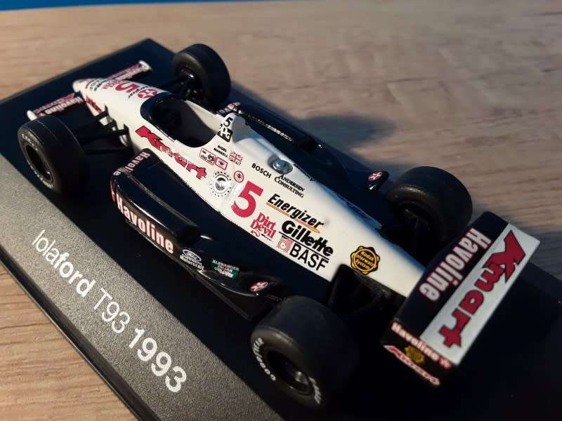 Lola Ford T93, Nigel Mansell no.5 1993 Indy 1:43 IXO NEWinBlister *4577 instant wheels