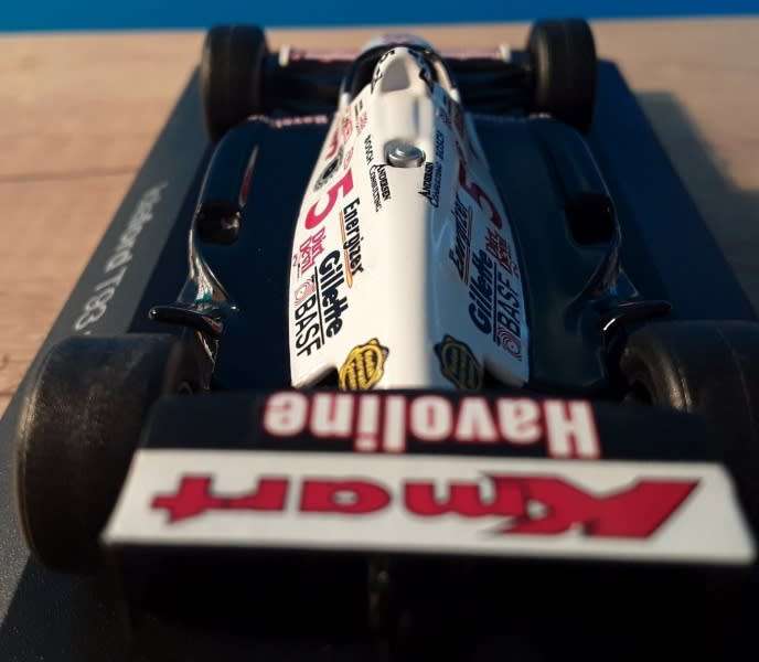 Lola Ford T93, Nigel Mansell no.5 1993 Indy 1:43 IXO NEWinBlister *4577 instant wheels