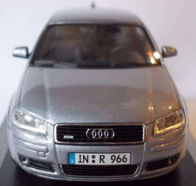 Audi A3 8P V6 3.2 quattro DSG 2-door Akoya silver 2012 1/43 Minich`s NEW+boxed *5993 instant wheels