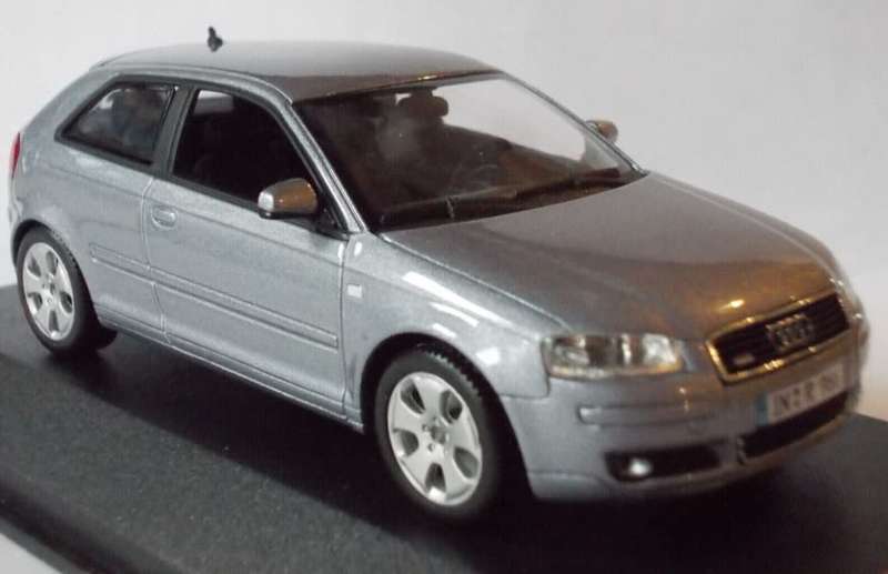 Audi A3 8P V6 3.2 quattro DSG 2-door Akoya silver 2012 1/43 Minich`s NEW+boxed *5993 instant wheels