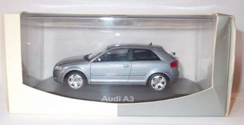 Audi A3 8P V6 3.2 quattro DSG 2-door Akoya silver 2012 1/43 Minich`s NEW+boxed *5993 instant wheels