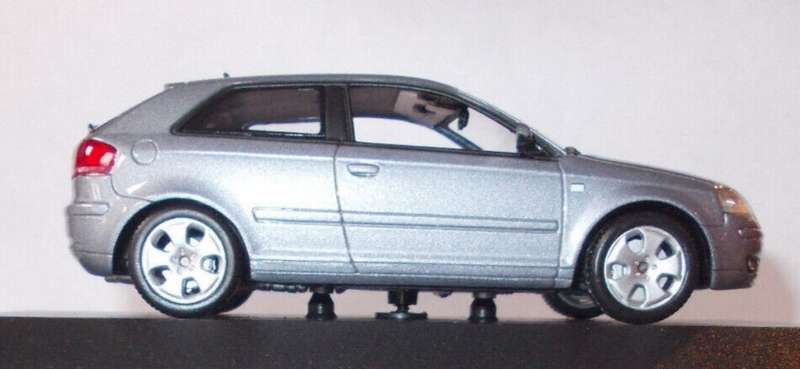 Audi A3 8P V6 3.2 quattro DSG 2-door Akoya silver 2012 1/43 Minich`s NEW+boxed *5993 instant wheels