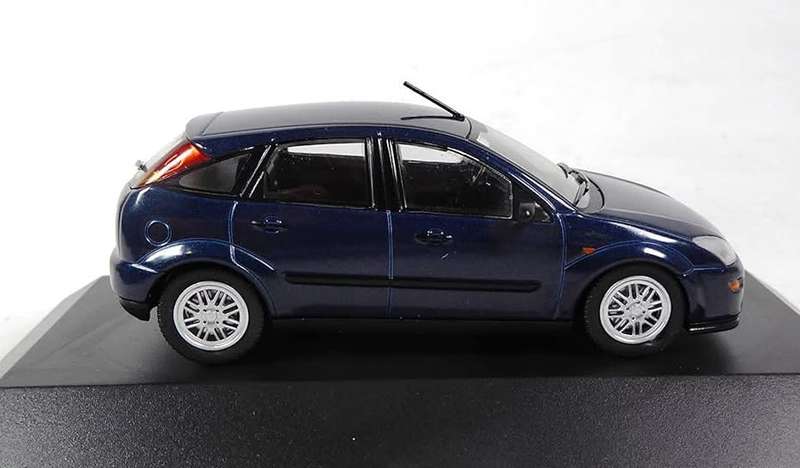 Ford Focus CLX 1998 blue-met 1/43 IXO/Salvat NEW+boxed *5989 instant wheels