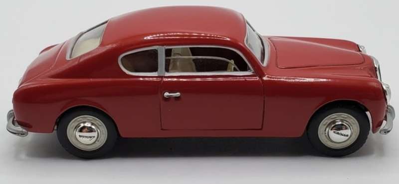 Lancia Aurelia GT B20 1951 red 1/43 Solido NEW+boxed *5997 instant wheels