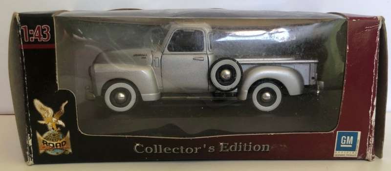 Chevrolet 3100 Pick-Up 1953 silver 1/43 Rd.Signature * NEW+boxed *6004 instant wheels
