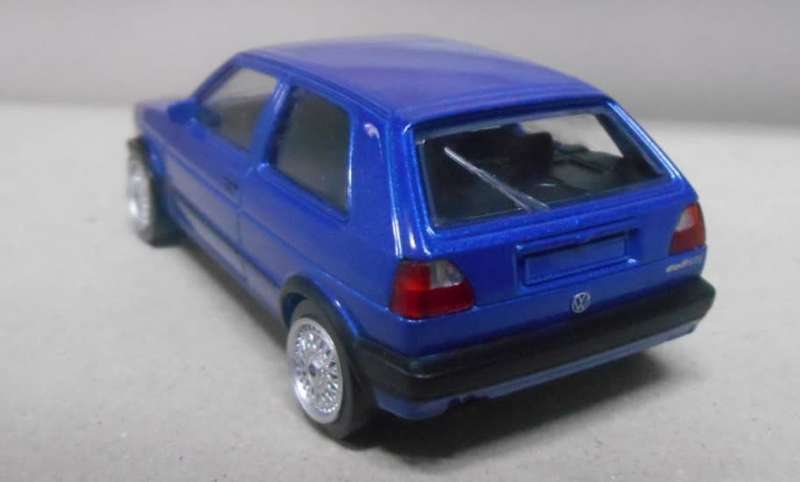 Volkswagen Golf Mk.II GTI (C60) 1990 blue 1/43 Norev NEW+boxed *6011 instant wheels