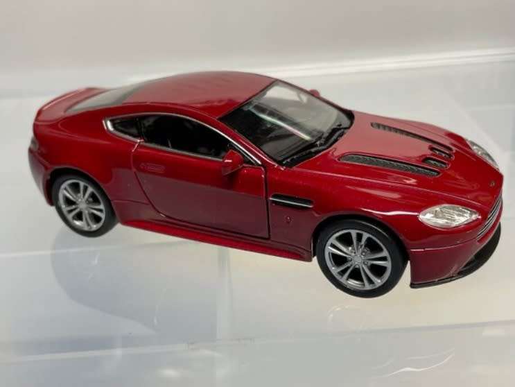 Aston Martin V12 Vantage 2012 dark red 1/43 Welly NEW+boxed *6014 instant wheels