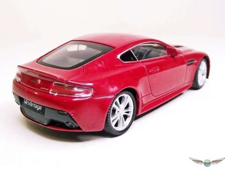 Aston Martin V12 Vantage 2012 dark red 1/43 Welly NEW+boxed *6014 instant wheels