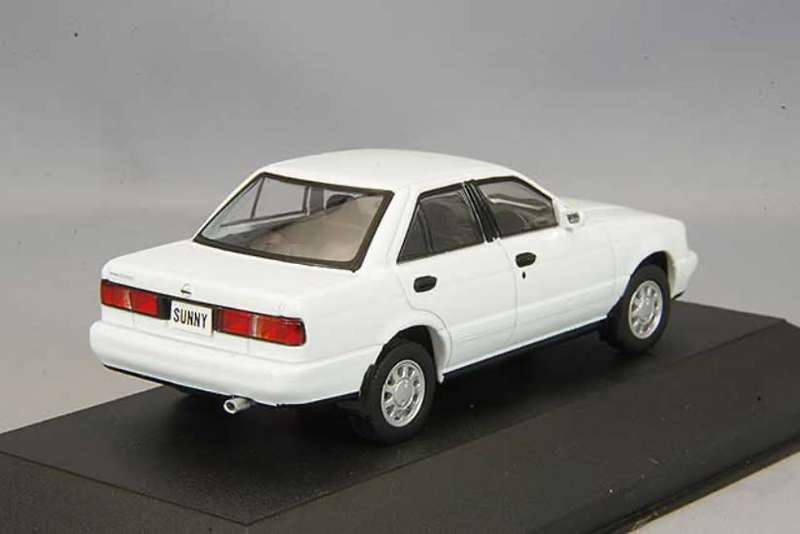 Nissan Sunny (B13) 1990 chrystal white 1/43 First43-138 NEW+boxed *6019 instant wheels 1270.00