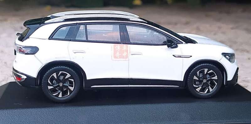 Volkswagen ID.6 CROZZ SUV el.powrd 2022 white 1/43 FAW-VW-Version NEW+boxed *6023 instant wheels