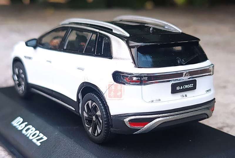 Volkswagen ID.6 CROZZ SUV el.powrd 2022 white 1/43 FAW-VW-Version NEW+boxed *6023 instant wheels