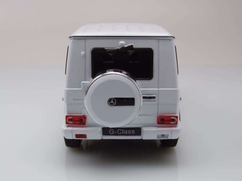Mercedes-Benz G-class 2009 white 1/24 Welly NEW+boxed  #2161 instant wheels