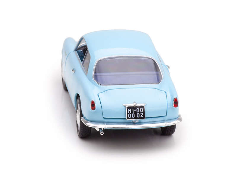 Alfa Romeo Giulietta Sprint 1954 blue 1/24 NEO NEWinBlister  #2162 instant wheels