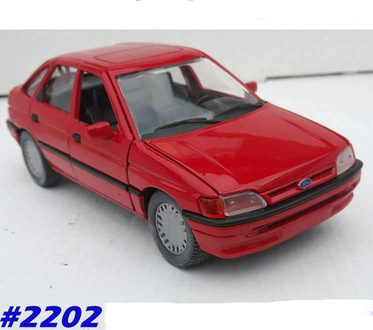 Ford Escort Mk V 1980 red 1/24 Schabak NEW+boxed  #2202 instant wheels
