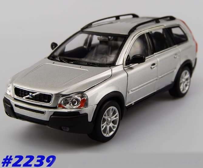 Volvo XC90 SUV 2015 silver 1/24 Welly NEW+boxed  #2239 instant wheels
