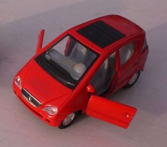 Mercedes-Benz A150 2007 red 1/38 Kinsmart NEW+reblistered  #3808 instant wheels