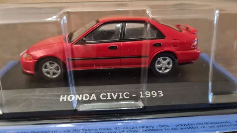 Honda Civic Sedan (w. Spoiler) 1993 red 1/43 IXO/Hachette NEW #6030 instant wheels 970.00