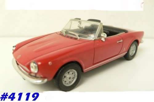 Fiat 124 Spider 1966 red 1/43 Starline NEW+boxed  #4119 instant wheels