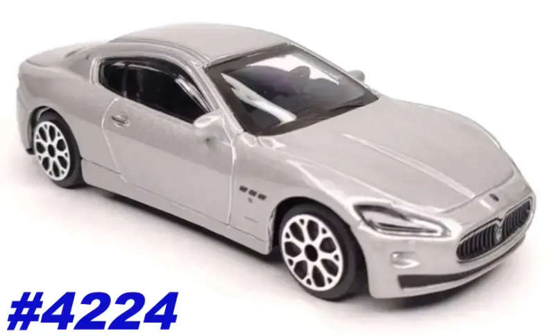 Maserati Gran Turismo 2009 silver 1:43 Bburago NEW+boxed  *4224 instant wheels