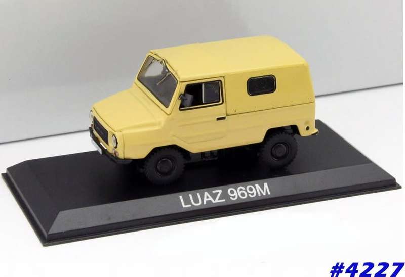 LuAZ 969M 1979 UKR lt.4x4 1/43 IXO NEWinBlister  #4227 instant wheels