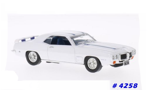 Pontiac Firebird Trans Am 1969 white 1/43 RoadSignature NEW+boxed  #4258 instant wheels