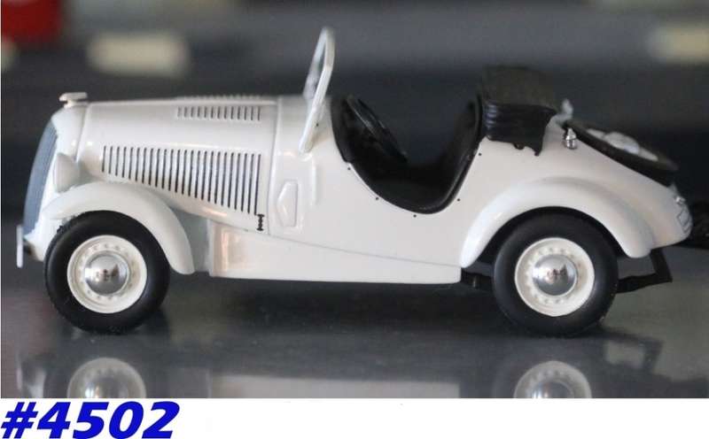 Opel Gelaendesportwagen 1934/38 white 1/43 IXO NEW+boxed  #4502 instant wheels