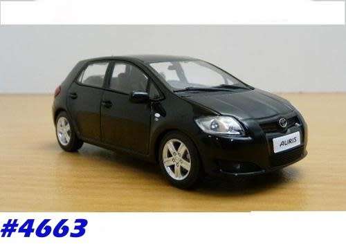 Toyota Yaris black 1/43 Minichamps NEW+boxed  #4663 instant wheels