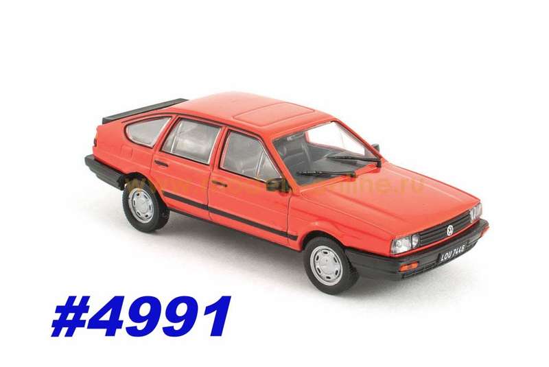Volkswagen Passat B2 1986 red 1/43 IXO NEWinBlister #4991 instant wheels