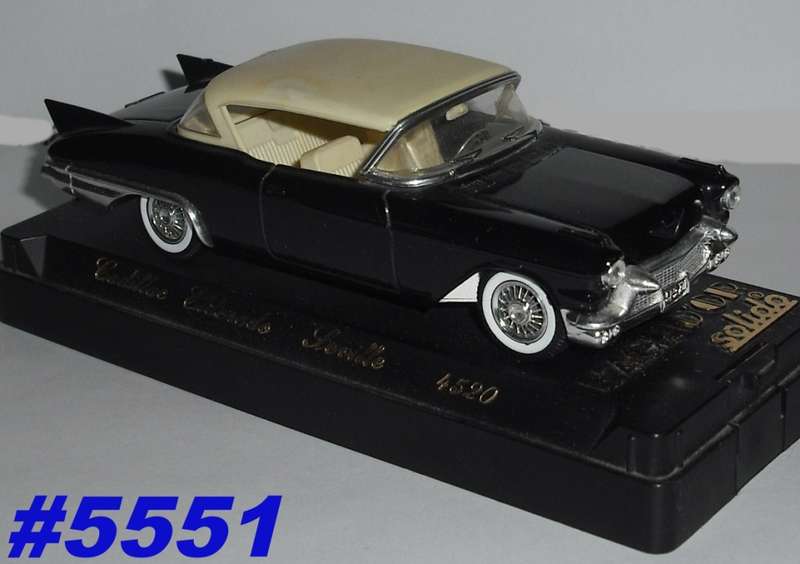 Cadillac Eldorado Seville 1957 black+white 1/43 Solido NEW+boxed #5551 instant wheels