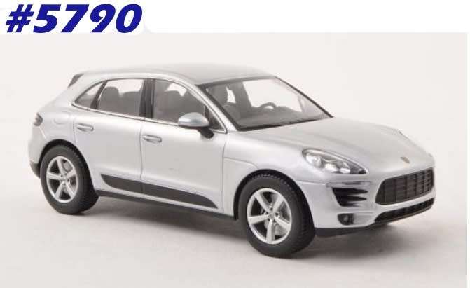 Porsche Macan 2013 silver 1/43 i-Minichamps NEW+boxed  #5790 instant wheels