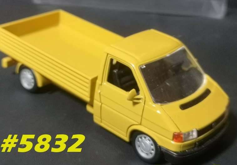 Volkswagen Transporter T4 Flatbed 2001 lt.brown 1:43 Herpa-GAMA NEW+boxed #5832 instant wheels