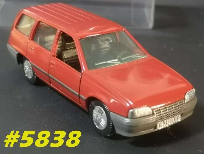 Opel Kadett GL Caravan 1984 maroon 1:43 Herpa-GAMA NEW+re-boxed #5838 instant wheels