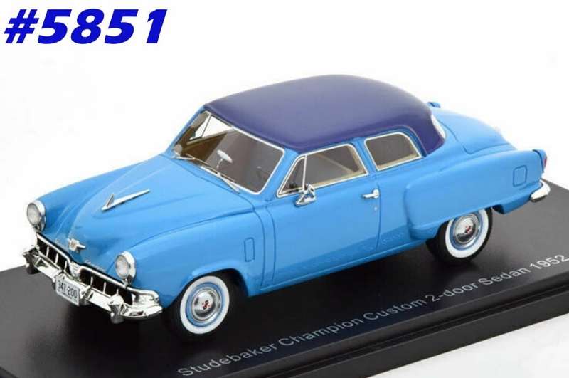 Studebaker Champion Custom 1952 lt.blue/dk.blue 1-43 NEO NEW+boxed   #5851 instant wheels