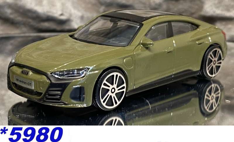 Audi RS e-tron GT dark-olive 2022 1/43 Bburago NEW+boxed *5980 instant wheels