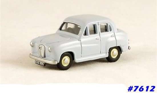 Austin A30 4-door 1951 white 1/76 Classix NEW+boxed #7612 instant wheels