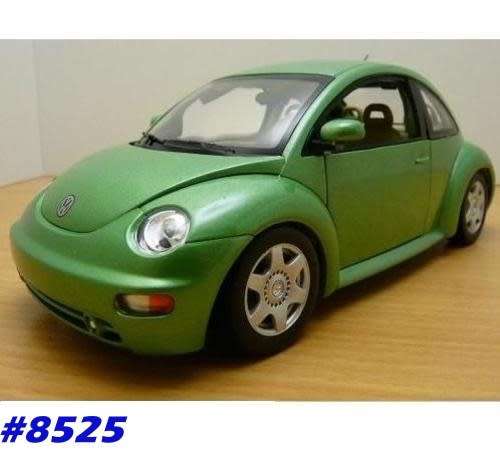 Volkswagen NEW Beetle 1998 light green metallic 1/18 Welly NEW+boxed  #8525 instant wheels