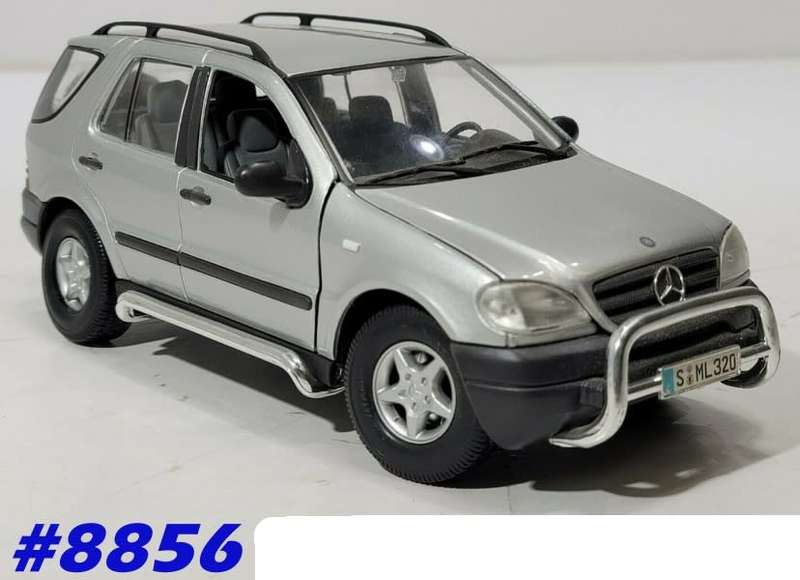 Mercedes-Benz ML320 W163 1998 silver 1-18 Maisto NEW+display-case   #8856 instant wheels