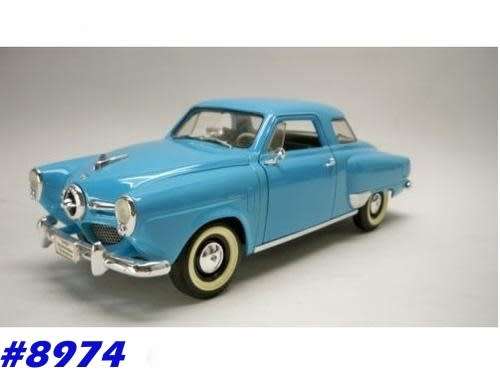 Studebaker Champion 1950 blue 1/18 Road Signature NEW+boxed #8974 instant wheels