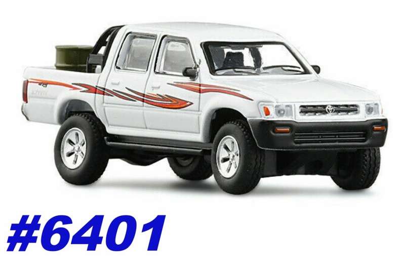 Toyota HiLux 4x4/2400 Dbl.Cab. 1993 white 1/64 JackieM NEW+boxed #6401 instant wheels