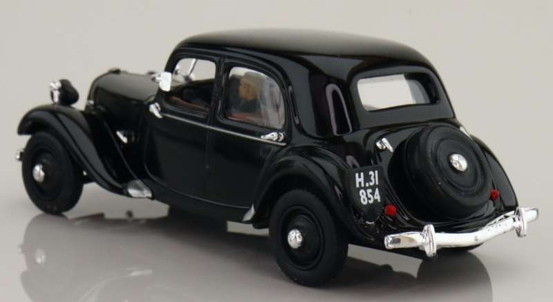 Citroen Traction Avant 15 SIX 1952 black 1/43 Atlas NEW+reblistered #4940 instant wheels