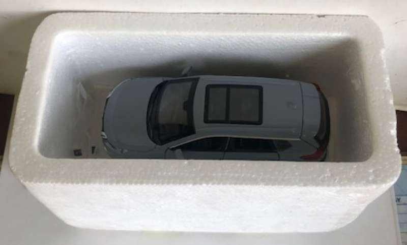 Nissan X-Trail SUV 2023 light grey 1/32 Sinomodel Hojoy NEW+safety-boxed #3214 instant wheels