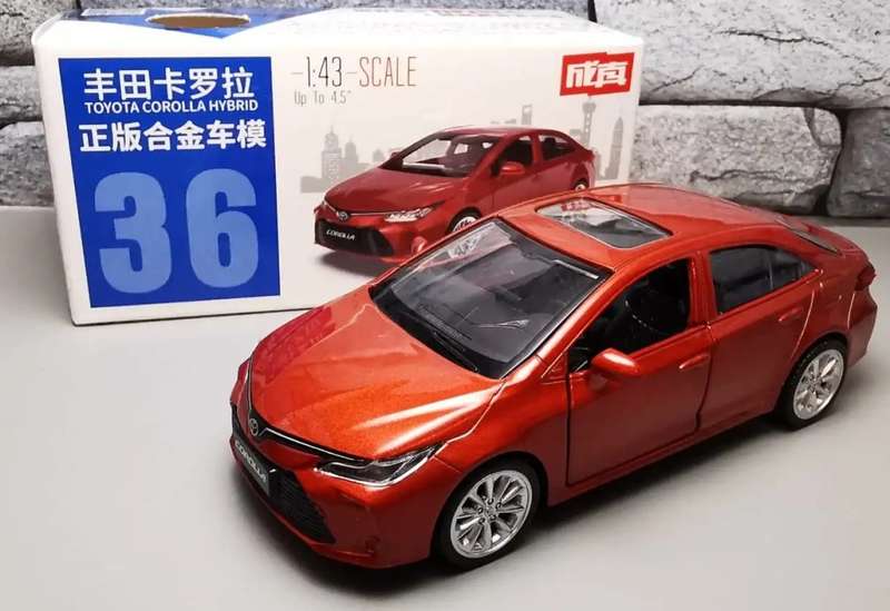 Toyota Corolla Hybrid 2020 red-metallic 1/43 JKMmodel NEW+boxed #6059 instant wheels